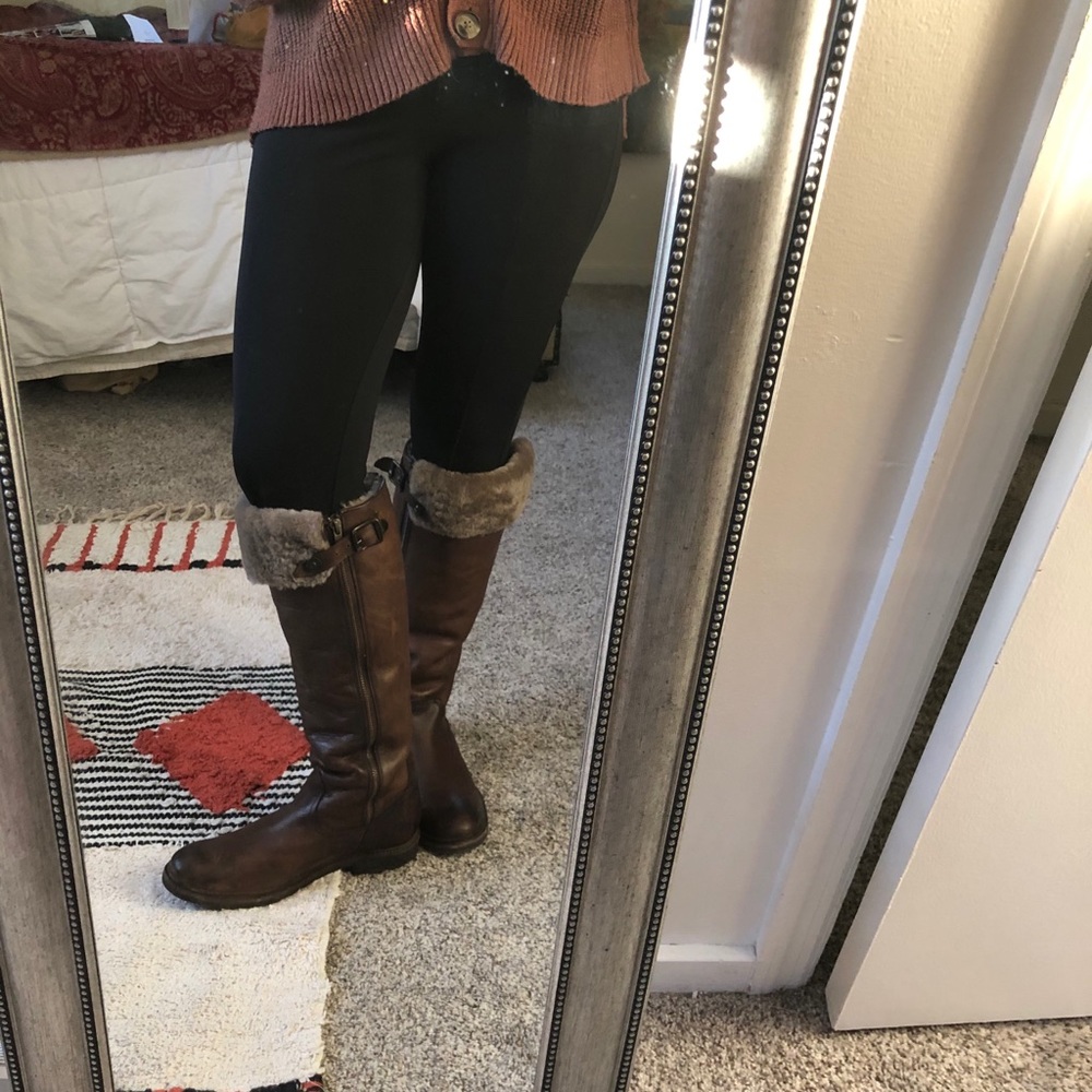 Fur lined Frye boots - Picture 7 of 9